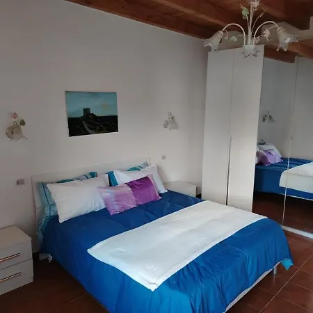 Holiday home Il Glicine *
