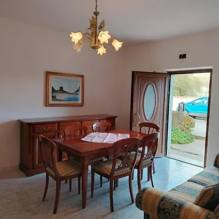 Il Glicine Holiday home Masainas